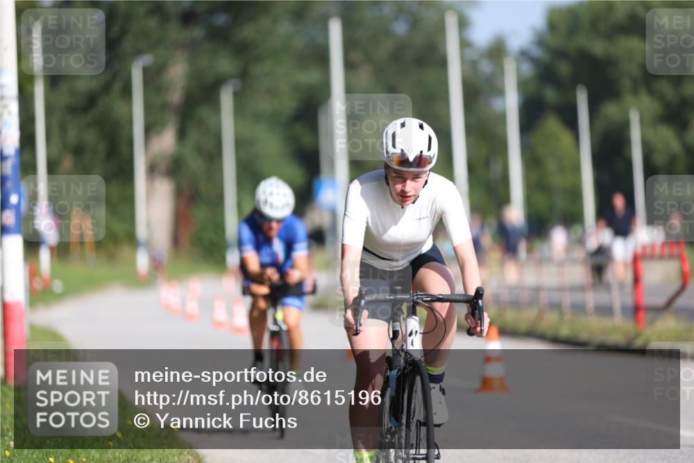 17.08.2025 - KN Förde Triathlon 2025 Yannick Fuchs http://msf.ph/oto/8615196 17.08.2025 09:29:42 Radfahren 108, 110, 136, 179, 211, 196, 205 meine-sportfotos.de