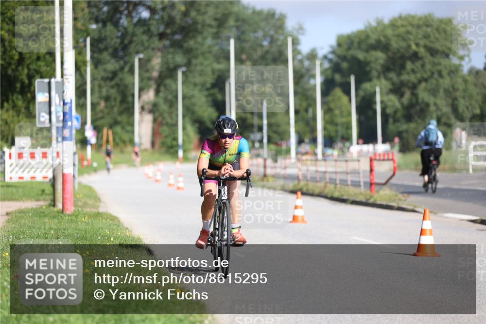 17.08.2025 - KN Förde Triathlon 2025 Yannick Fuchs http://msf.ph/oto/8615295 17.08.2025 09:30:13 Radfahren 184, 195, 201, 183, 210 meine-sportfotos.de