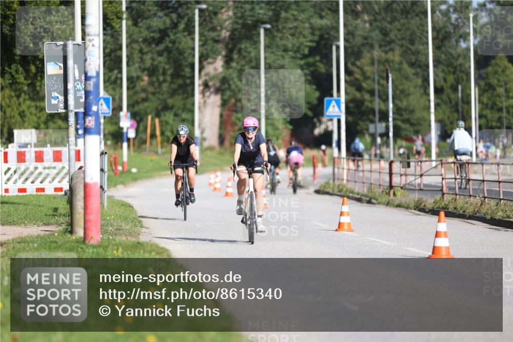 17.08.2025 - KN Förde Triathlon 2025 Yannick Fuchs http://msf.ph/oto/8615340 17.08.2025 09:30:29 Radfahren 167, 202, 119, 163 meine-sportfotos.de