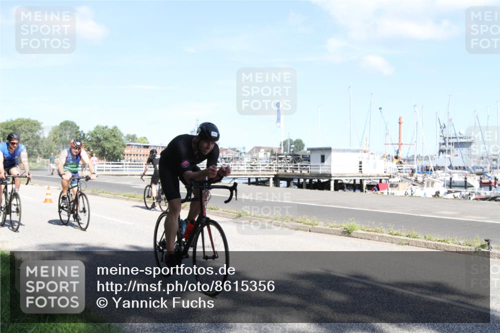 17.08.2025 - KN Förde Triathlon 2025 Yannick Fuchs http://msf.ph/oto/8615356 17.08.2025 11:23:44 Radfahren 273, 280, 330, 348, 360, 374, 387, 613, 617 meine-sportfotos.de