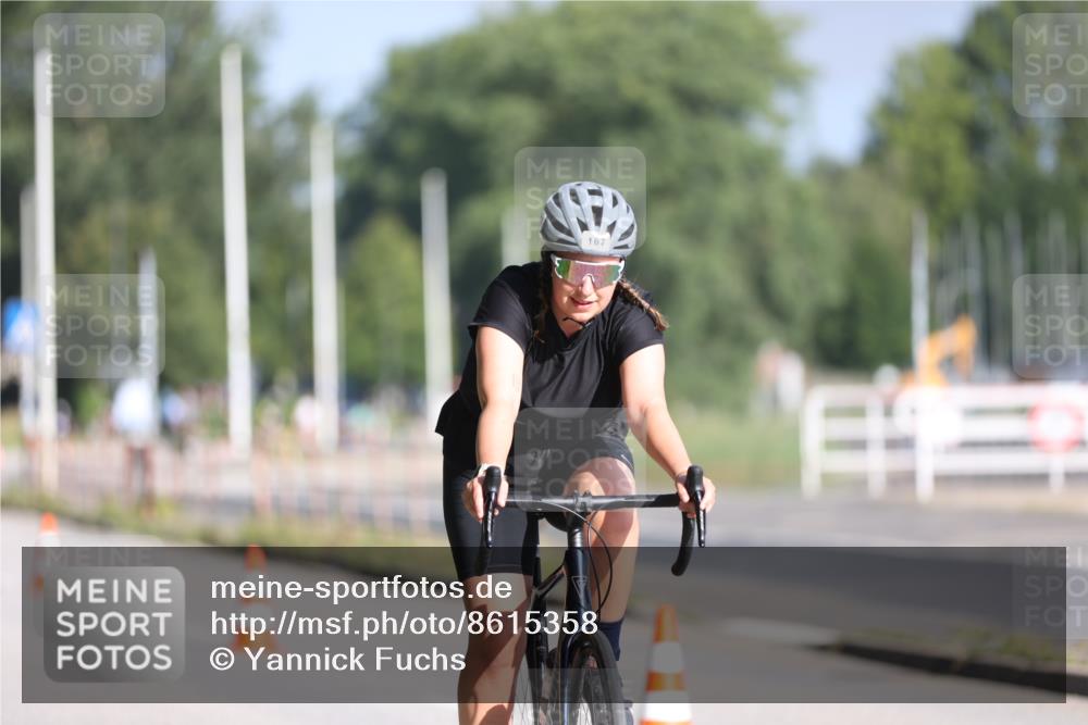 17.08.2025 - KN Förde Triathlon 2025 Yannick Fuchs http://msf.ph/oto/8615358 17.08.2025 09:30:33 Radfahren 167, 202, 224, 242, 119 meine-sportfotos.de