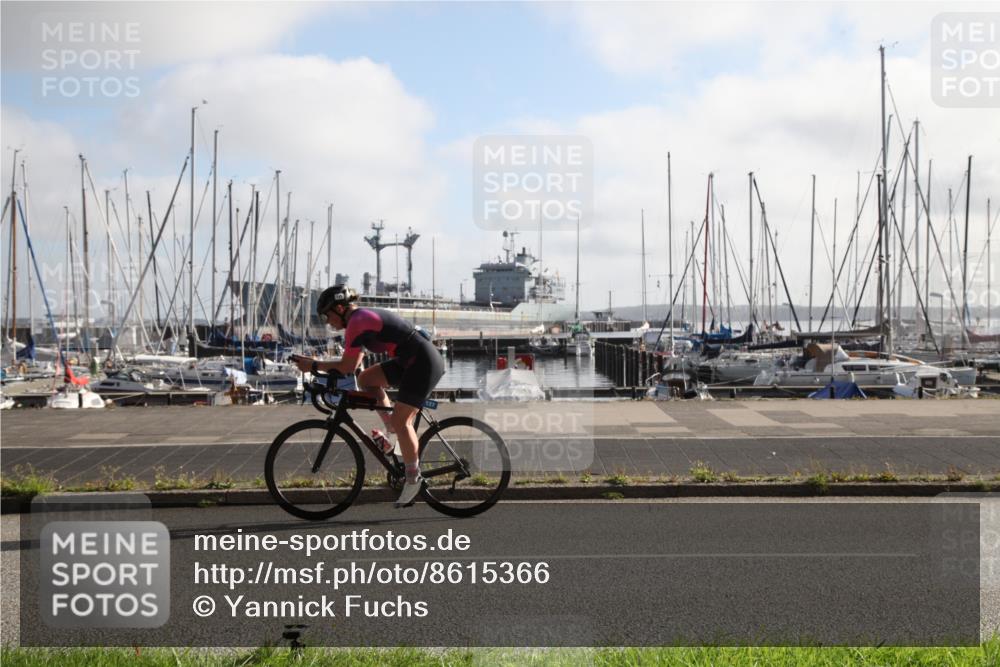 17.08.2025 - KN Förde Triathlon 2025 Yannick Fuchs http://msf.ph/oto/8615366 17.08.2025 09:20:34 Radfahren 120, 126, 127, 198 meine-sportfotos.de