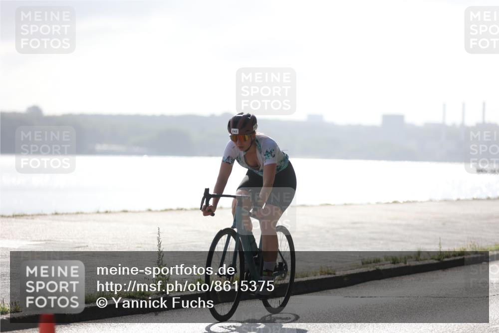 17.08.2025 - KN Förde Triathlon 2025 Yannick Fuchs http://msf.ph/oto/8615375 17.08.2025 09:30:40 Radfahren 117, 157, 224, 242, 167, 202 meine-sportfotos.de