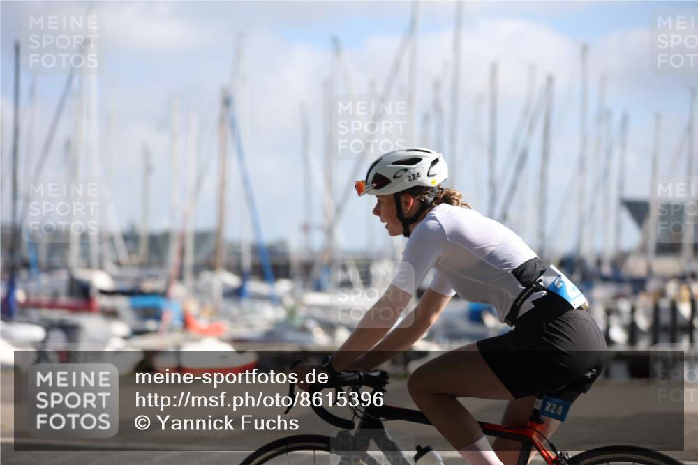 17.08.2025 - KN Förde Triathlon 2025 Yannick Fuchs http://msf.ph/oto/8615396 17.08.2025 09:30:44 Radfahren 117, 157, 197, 224, 224, 242 meine-sportfotos.de