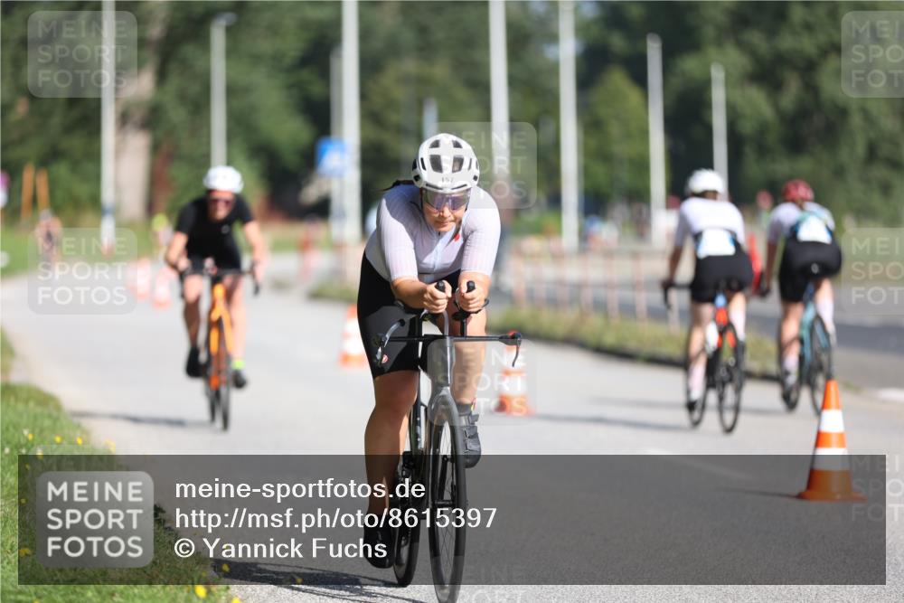 17.08.2025 - KN Förde Triathlon 2025 Yannick Fuchs http://msf.ph/oto/8615397 17.08.2025 09:30:47 Radfahren 117, 157, 197, 224, 242 meine-sportfotos.de