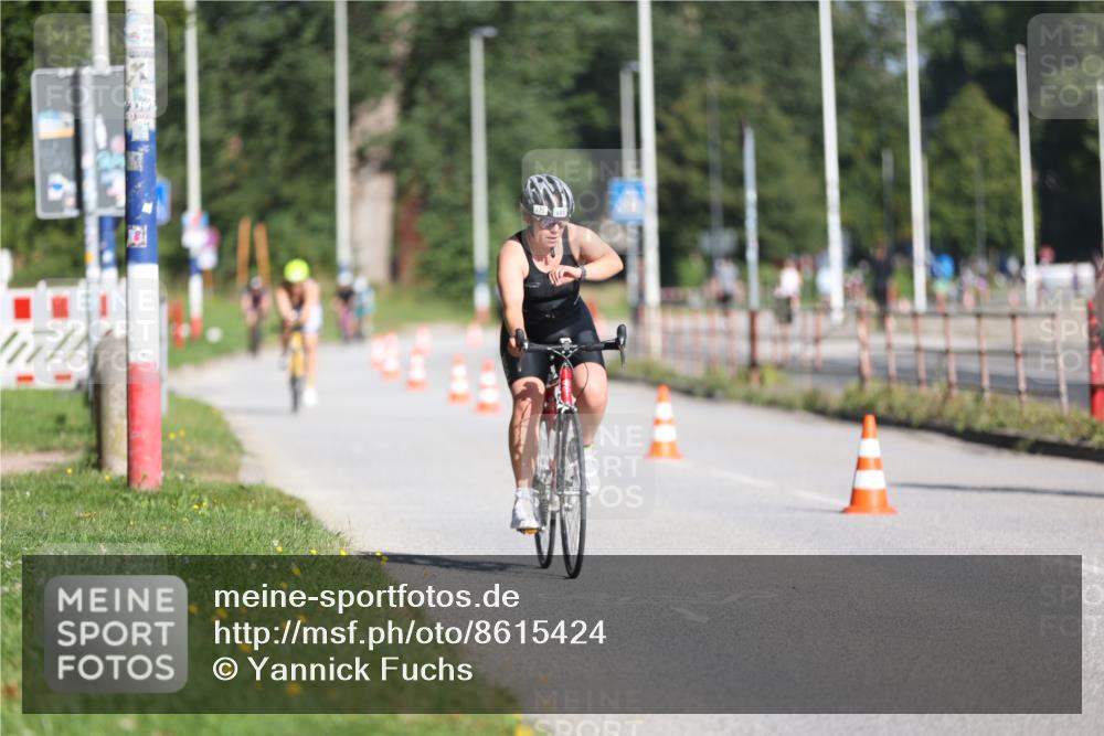 17.08.2025 - KN Förde Triathlon 2025 Yannick Fuchs http://msf.ph/oto/8615424 17.08.2025 09:30:57 Radfahren 102, 107, 111, 208, 212, 223, 117, 197 meine-sportfotos.de