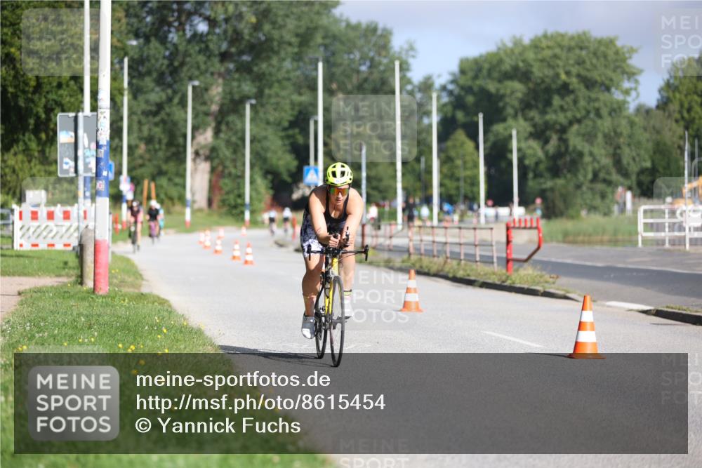 17.08.2025 - KN Förde Triathlon 2025 Yannick Fuchs http://msf.ph/oto/8615454 17.08.2025 09:31:01 Radfahren 102, 107, 111, 125, 126, 188, 200, 208, 212, 218, 221, 223, 223 meine-sportfotos.de