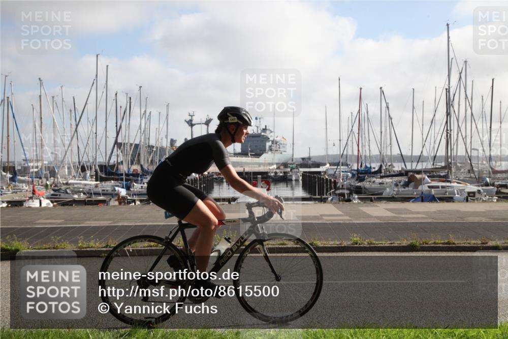 17.08.2025 - KN Förde Triathlon 2025 Yannick Fuchs http://msf.ph/oto/8615500 17.08.2025 09:23:43 Radfahren 147, 152 meine-sportfotos.de