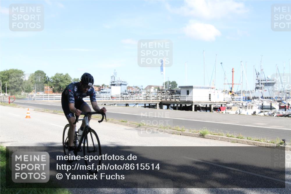 17.08.2025 - KN Förde Triathlon 2025 Yannick Fuchs http://msf.ph/oto/8615514 17.08.2025 11:25:26 Radfahren 261, 266, 285, 295, 330, 377, 384, 609 meine-sportfotos.de