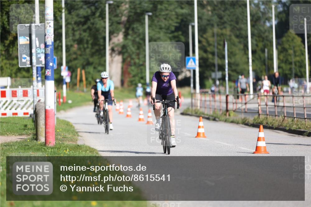 17.08.2025 - KN Förde Triathlon 2025 Yannick Fuchs http://msf.ph/oto/8615541 17.08.2025 09:31:25 Radfahren 104, 120, 127, 136, 148, 170, 190, 196, 211, 215, 230, 235, 133, 136 meine-sportfotos.de