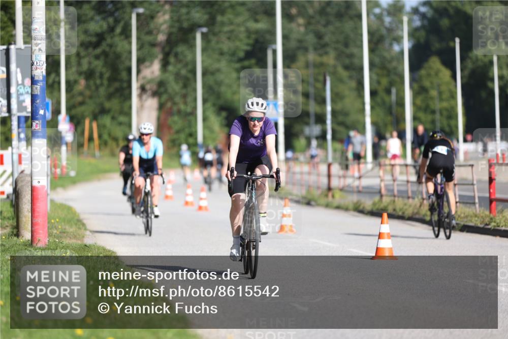 17.08.2025 - KN Förde Triathlon 2025 Yannick Fuchs http://msf.ph/oto/8615542 17.08.2025 09:31:26 Radfahren 104, 120, 127, 148, 170, 190, 196, 211, 215, 230, 235, 133, 136 meine-sportfotos.de