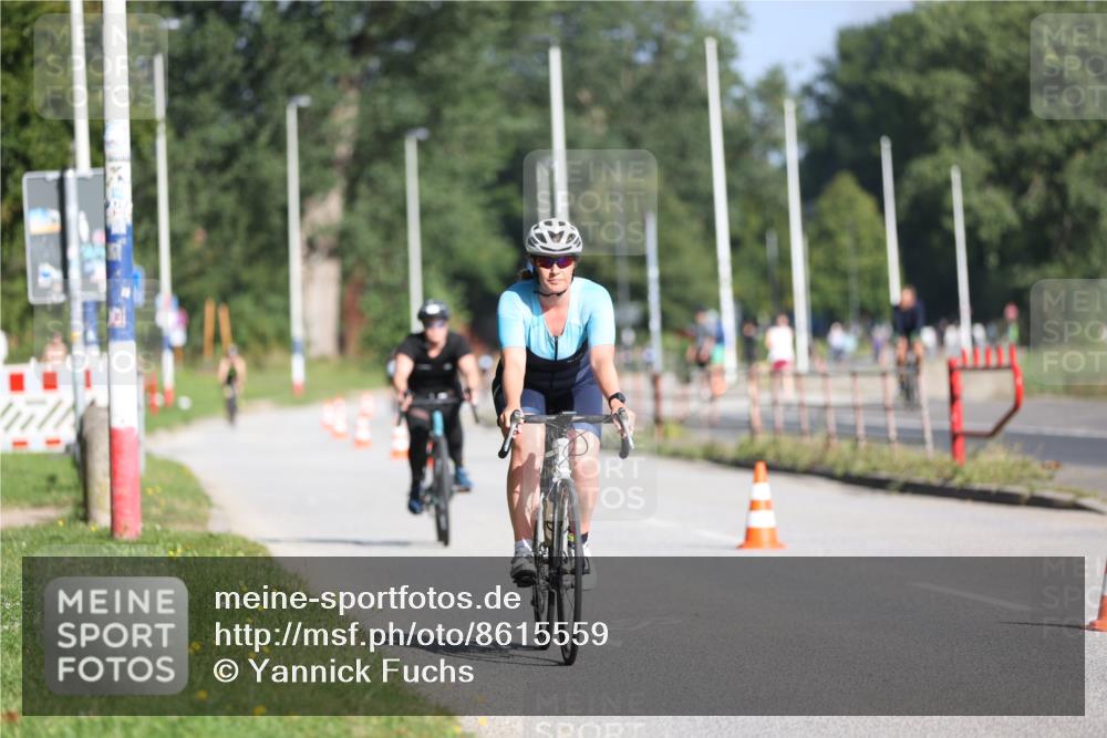 17.08.2025 - KN Förde Triathlon 2025 Yannick Fuchs http://msf.ph/oto/8615559 17.08.2025 09:31:28 Radfahren 104, 120, 127, 148, 170, 190, 196, 211, 215, 230, 235, 120, 133, 136 meine-sportfotos.de