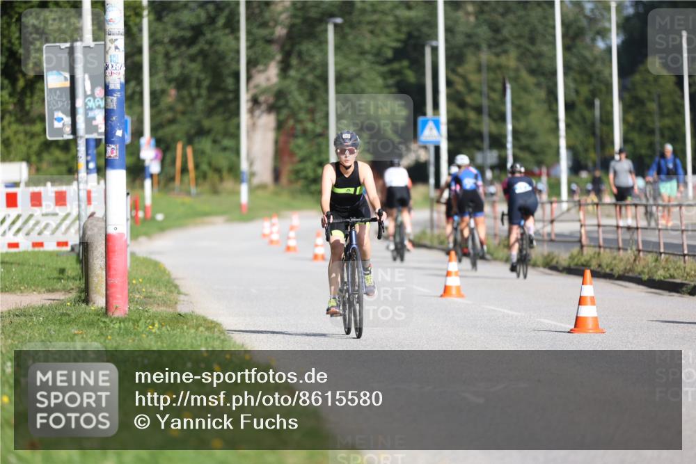 17.08.2025 - KN Förde Triathlon 2025 Yannick Fuchs http://msf.ph/oto/8615580 17.08.2025 09:31:37 Radfahren 205, 237, 104, 127, 190, 196, 211 meine-sportfotos.de