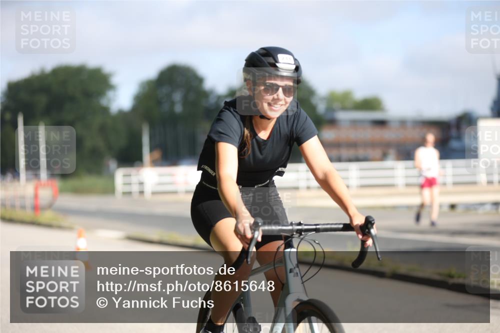 17.08.2025 - KN Förde Triathlon 2025 Yannick Fuchs http://msf.ph/oto/8615648 17.08.2025 09:32:00 Radfahren 210, 213, 234, 244, 234 meine-sportfotos.de