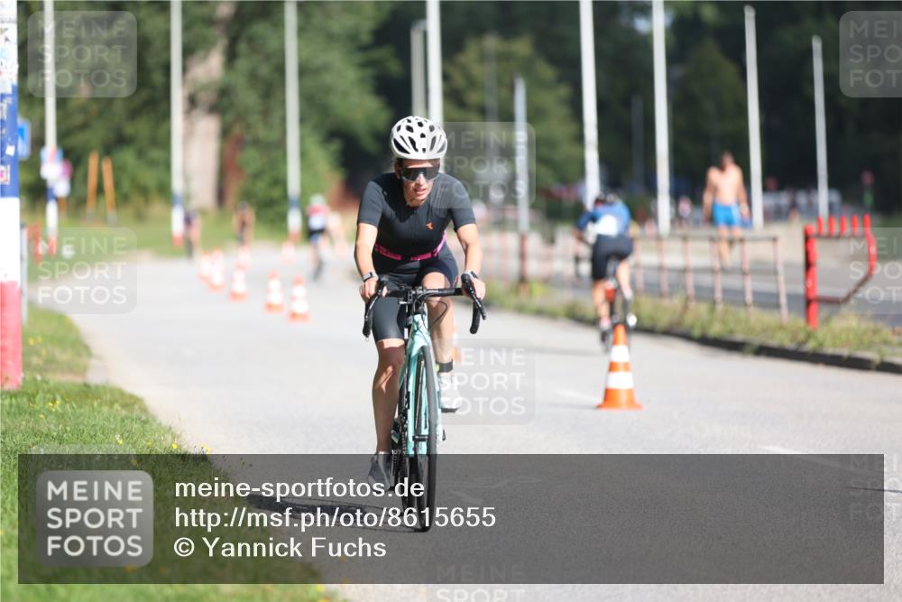 17.08.2025 - KN Förde Triathlon 2025 Yannick Fuchs http://msf.ph/oto/8615655 17.08.2025 09:32:05 Radfahren 210, 213, 225, 234, 244 meine-sportfotos.de