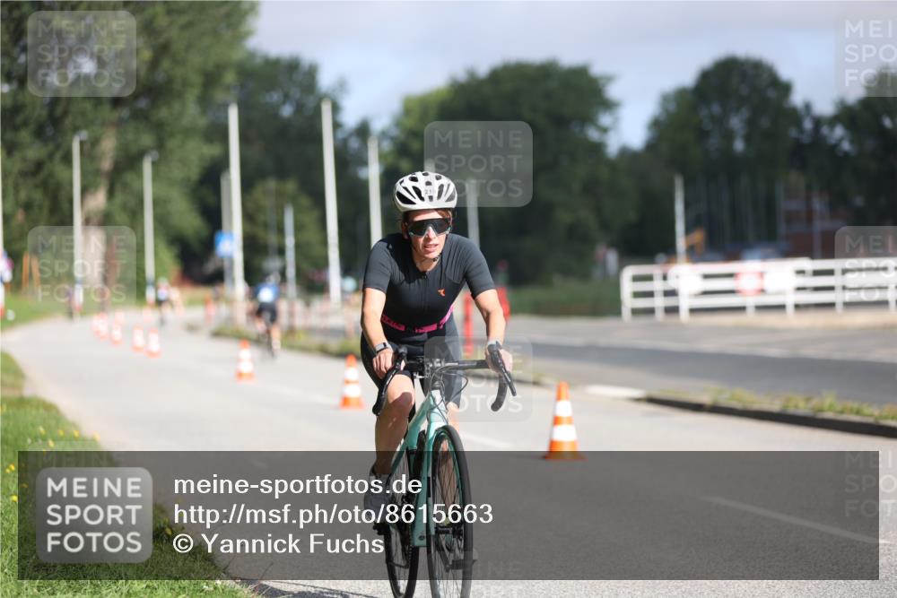 17.08.2025 - KN Förde Triathlon 2025 Yannick Fuchs http://msf.ph/oto/8615663 17.08.2025 09:32:06 Radfahren 210, 213, 225, 234, 244 meine-sportfotos.de