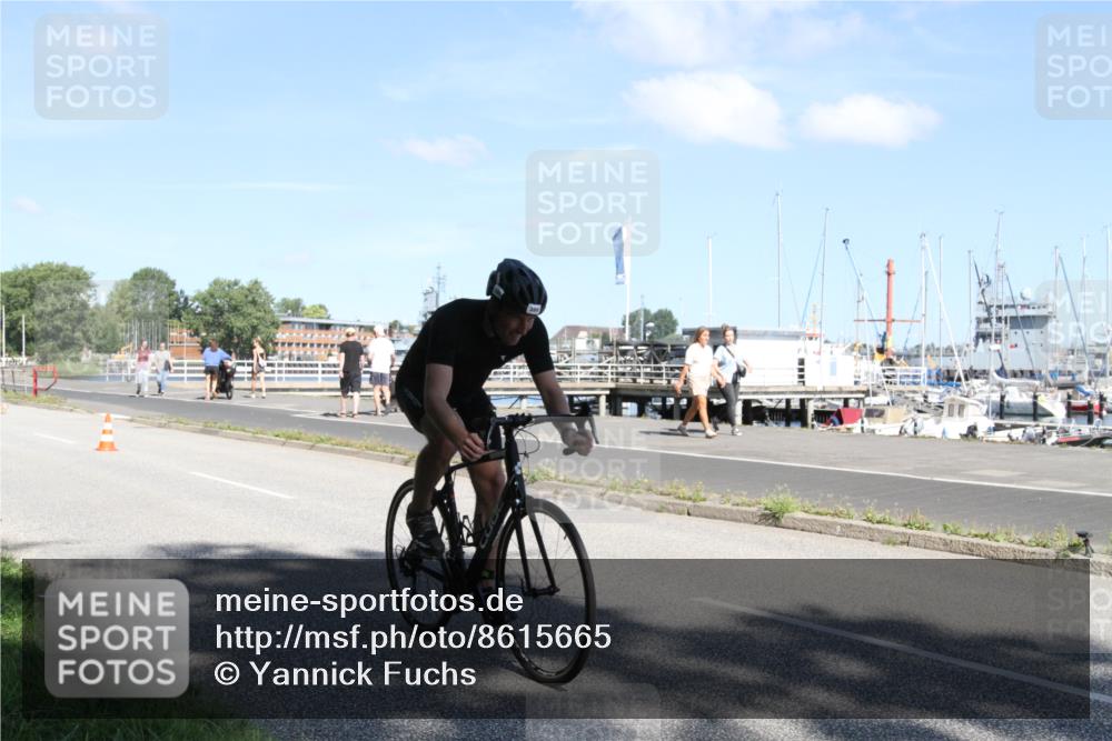 17.08.2025 - KN Förde Triathlon 2025 Yannick Fuchs http://msf.ph/oto/8615665 17.08.2025 11:26:45 Radfahren 300, 309, 373 meine-sportfotos.de