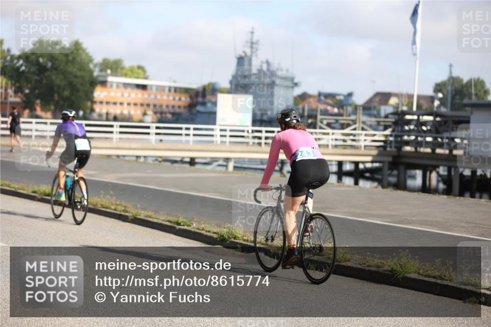 17.08.2025 - KN Förde Triathlon 2025 Yannick Fuchs http://msf.ph/oto/8615774 17.08.2025 09:32:43 Radfahren 111, 126, 152, 208, 216, 221, 243, 130, 138, 162, 242, 243 meine-sportfotos.de