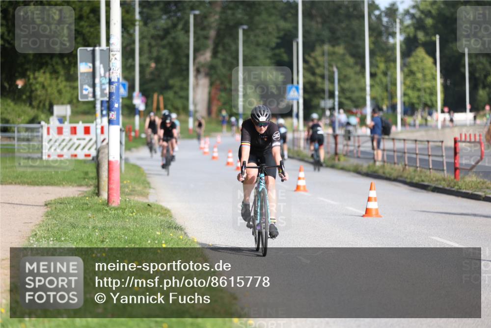 17.08.2025 - KN Förde Triathlon 2025 Yannick Fuchs http://msf.ph/oto/8615778 17.08.2025 09:32:45 Radfahren 111, 126, 133, 152, 197, 198, 208, 212, 216, 221, 130, 138, 242, 243 meine-sportfotos.de
