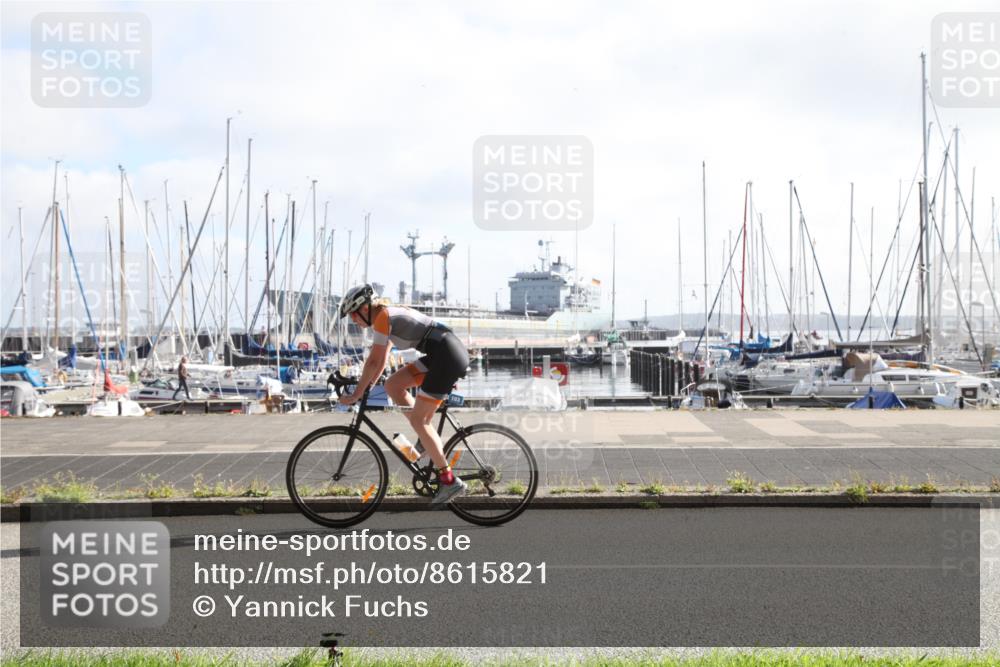 17.08.2025 - KN Förde Triathlon 2025 Yannick Fuchs http://msf.ph/oto/8615821 17.08.2025 09:27:43 Radfahren 103, 109, 113, 160 meine-sportfotos.de