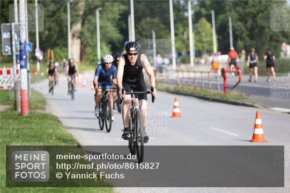 17.08.2025 - KN Förde Triathlon 2025 Yannick Fuchs http://msf.ph/oto/8615827 17.08.2025 09:32:52 Radfahren 102, 104, 111, 122, 126, 133, 152, 197, 198, 208, 212, 216, 218, 111, 126, 152, 221 meine-sportfotos.de