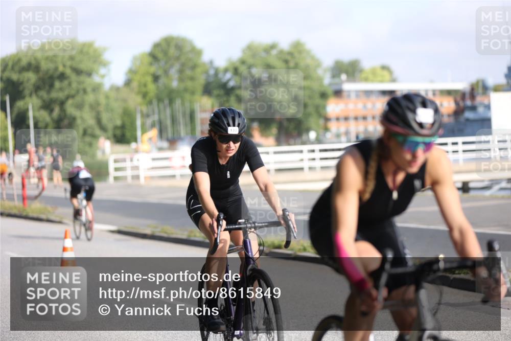 17.08.2025 - KN Förde Triathlon 2025 Yannick Fuchs http://msf.ph/oto/8615849 17.08.2025 09:32:55 Radfahren 102, 104, 122, 133, 197, 198, 212, 218, 111, 126, 152, 208, 216, 221 meine-sportfotos.de