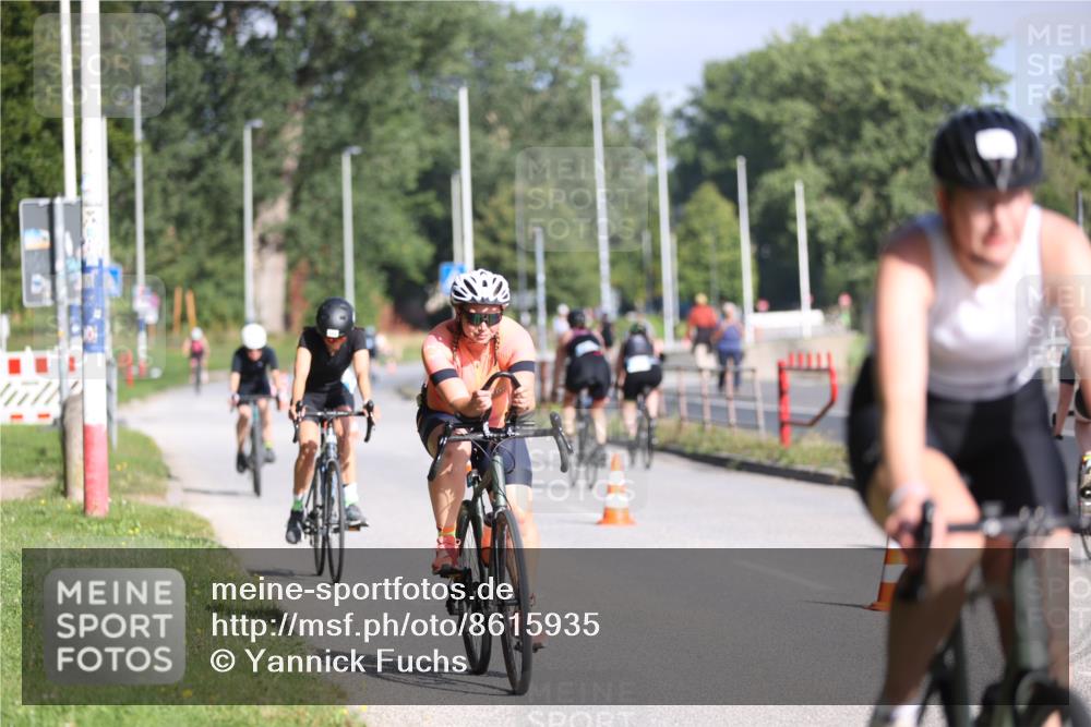 17.08.2025 - KN Förde Triathlon 2025 Yannick Fuchs http://msf.ph/oto/8615935 17.08.2025 09:33:19 Radfahren 118, 128, 190, 200, 230, 235, 127, 146, 148, 151, 194, 215 meine-sportfotos.de