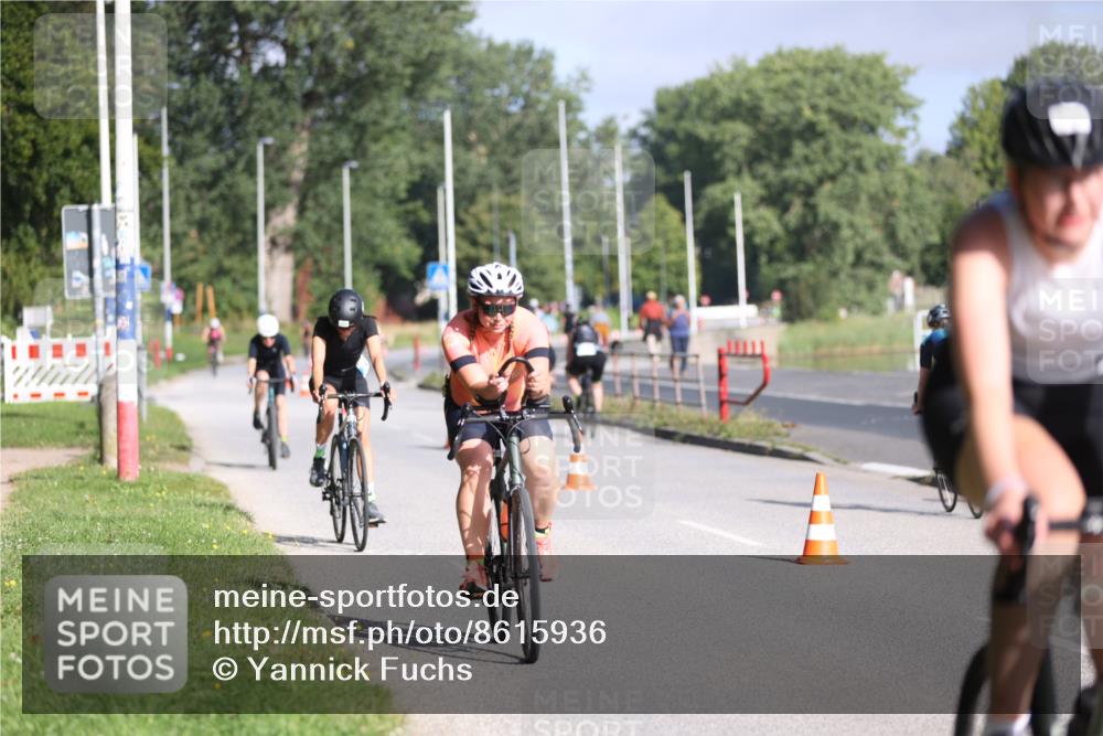 17.08.2025 - KN Förde Triathlon 2025 Yannick Fuchs http://msf.ph/oto/8615936 17.08.2025 09:33:19 Radfahren 118, 128, 190, 200, 230, 235, 127, 146, 148, 151, 194, 215 meine-sportfotos.de