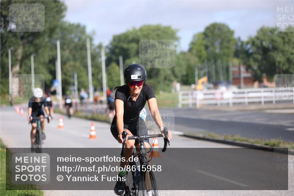 17.08.2025 - KN Förde Triathlon 2025 Yannick Fuchs http://msf.ph/oto/8615958 17.08.2025 09:33:21 Radfahren 118, 128, 190, 200, 230, 235, 146, 151, 230 meine-sportfotos.de