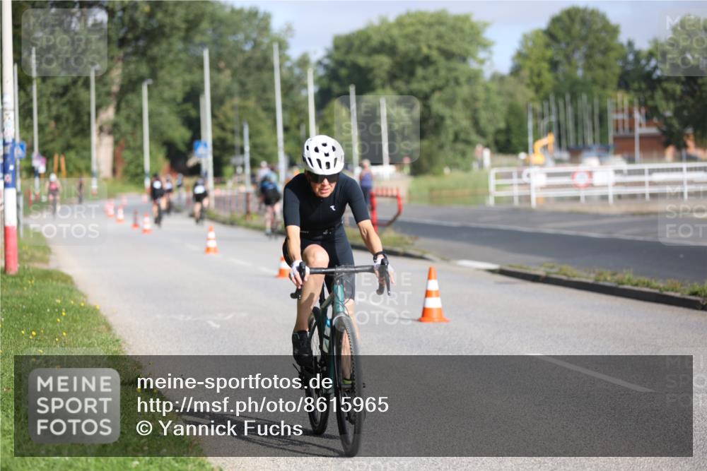 17.08.2025 - KN Förde Triathlon 2025 Yannick Fuchs http://msf.ph/oto/8615965 17.08.2025 09:33:22 Radfahren 118, 120, 128, 190, 200, 235, 151, 230, 235 meine-sportfotos.de