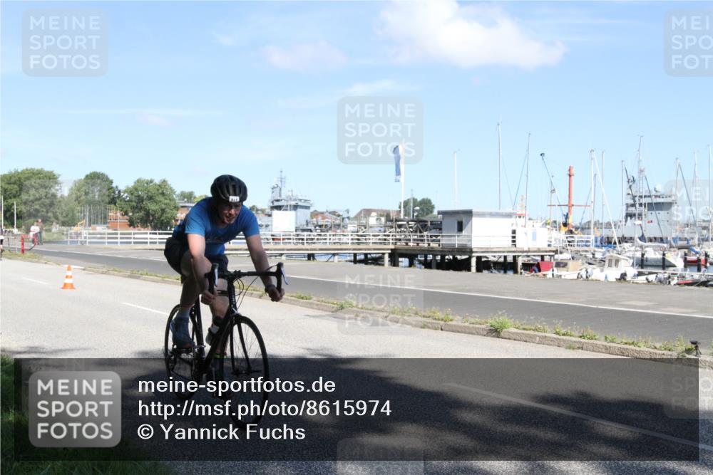 17.08.2025 - KN Förde Triathlon 2025 Yannick Fuchs http://msf.ph/oto/8615974 17.08.2025 11:31:14 Radfahren 267, 275, 287, 302, 312, 325, 607, 631 meine-sportfotos.de