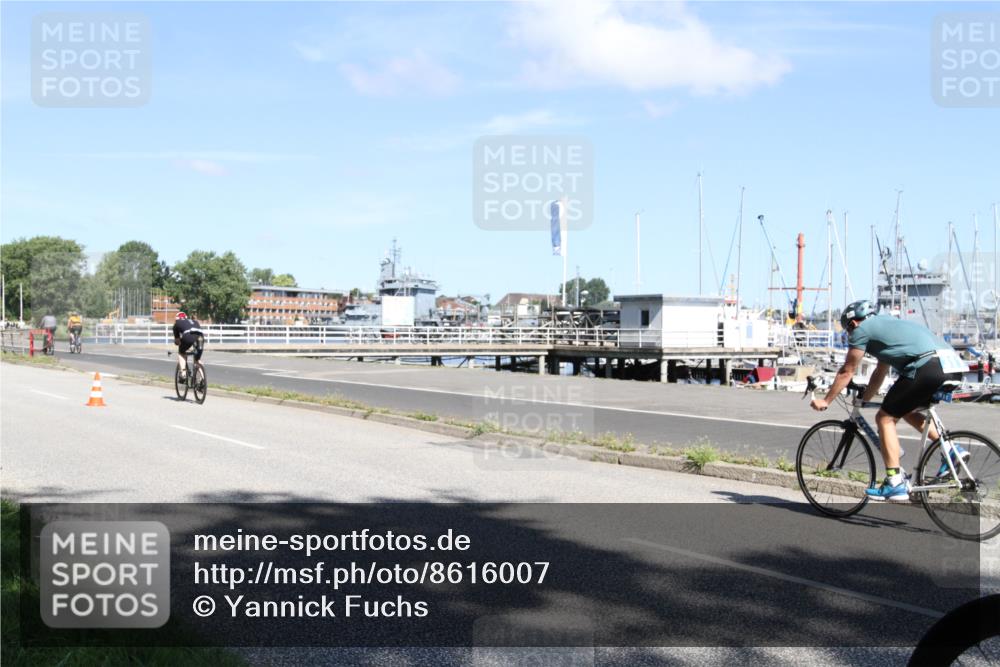17.08.2025 - KN Förde Triathlon 2025 Yannick Fuchs http://msf.ph/oto/8616007 17.08.2025 11:31:39 Radfahren 265, 273, 283, 311, 321, 327, 376, 387, 605, 620 meine-sportfotos.de