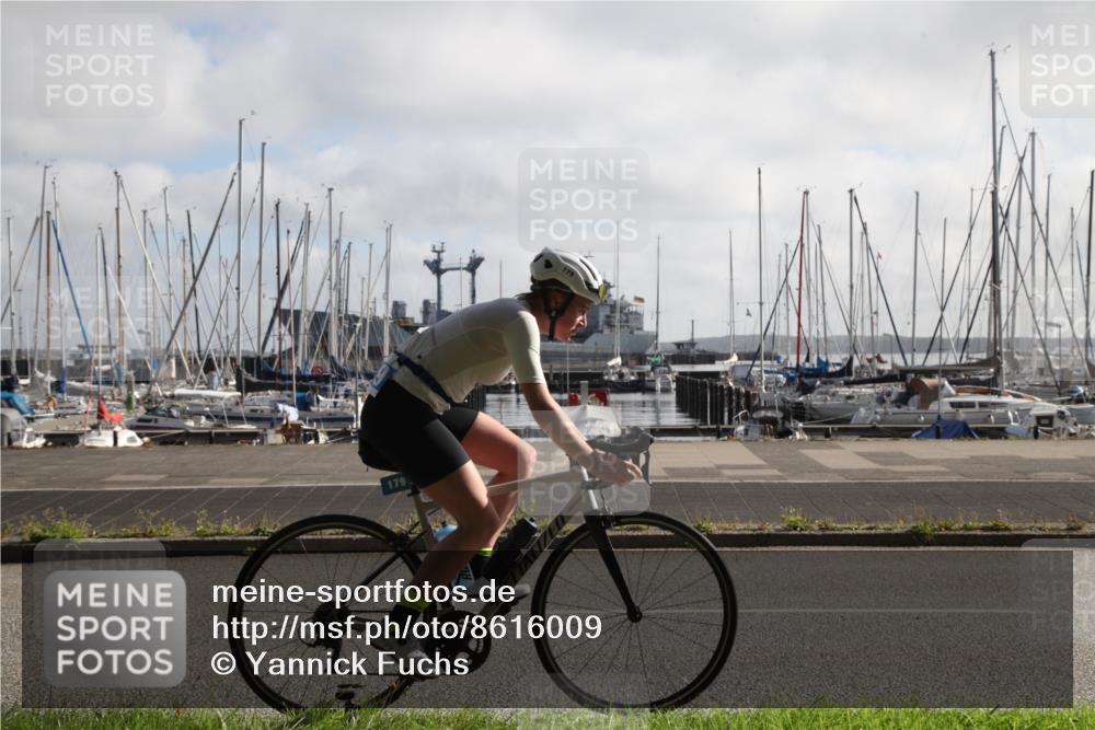 17.08.2025 - KN Förde Triathlon 2025 Yannick Fuchs http://msf.ph/oto/8616009 17.08.2025 09:29:42 Radfahren 108, 110, 136, 179, 196, 205, 211 meine-sportfotos.de