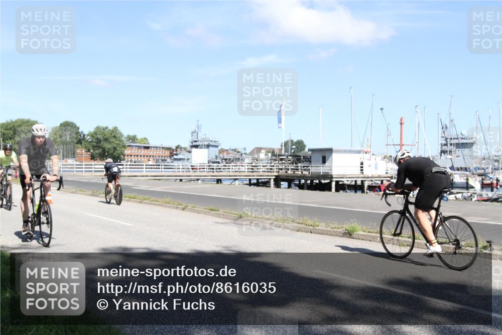 17.08.2025 - KN Förde Triathlon 2025 Yannick Fuchs http://msf.ph/oto/8616035 17.08.2025 11:31:55 Radfahren 280, 293, 318, 339, 341, 343, 344, 385, 602, 634 meine-sportfotos.de