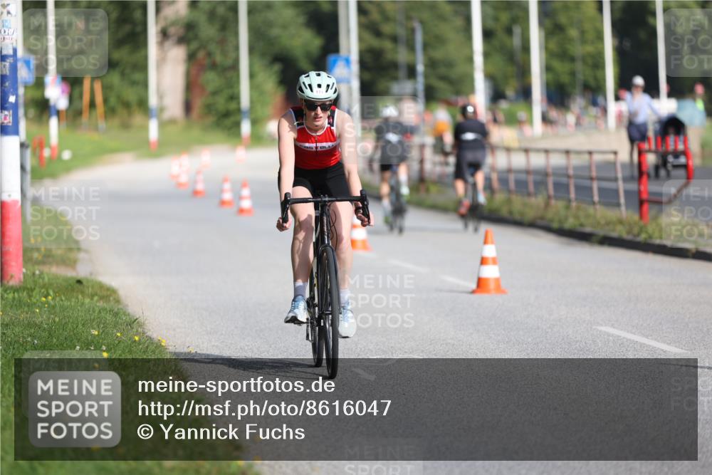 17.08.2025 - KN Förde Triathlon 2025 Yannick Fuchs http://msf.ph/oto/8616047 17.08.2025 09:33:50 Radfahren 135, 142, 171, 249, 150, 234 meine-sportfotos.de