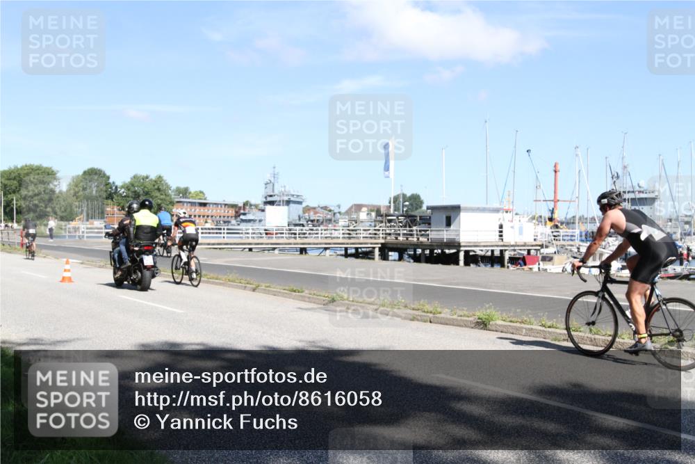 17.08.2025 - KN Förde Triathlon 2025 Yannick Fuchs http://msf.ph/oto/8616058 17.08.2025 11:31:59 Radfahren 280, 293, 339, 341, 343, 344, 385, 602, 634 meine-sportfotos.de
