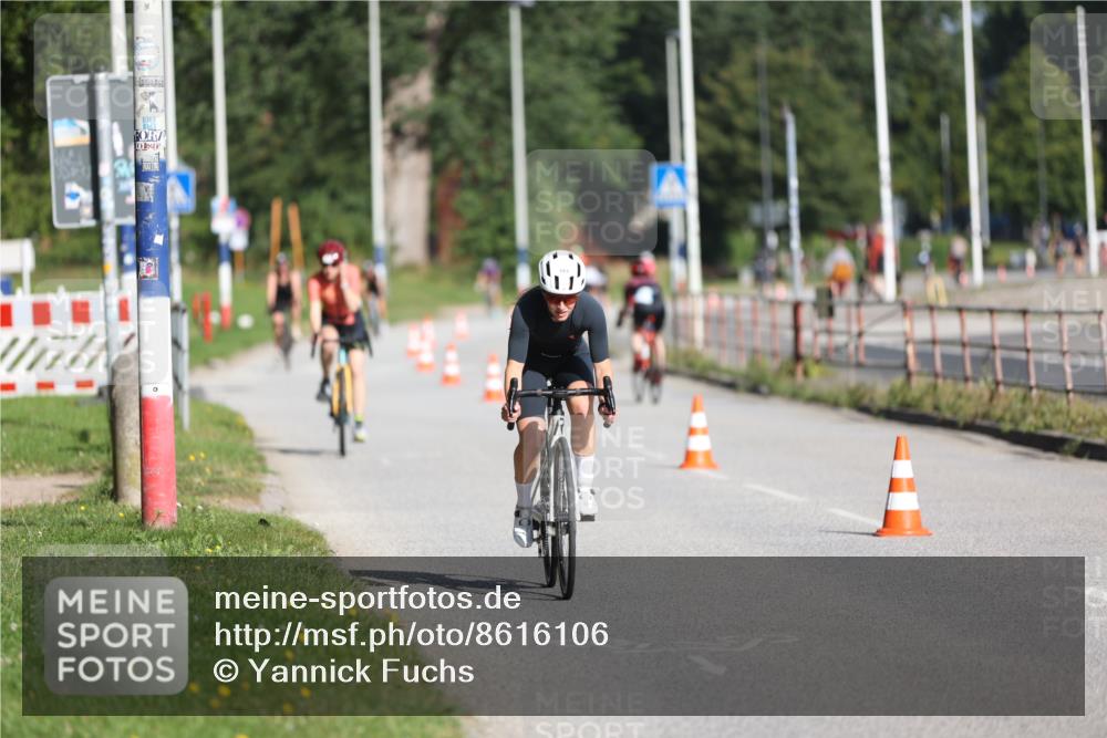 17.08.2025 - KN Förde Triathlon 2025 Yannick Fuchs http://msf.ph/oto/8616106 17.08.2025 09:34:13 Radfahren 139, 162, 168, 225, 147 meine-sportfotos.de