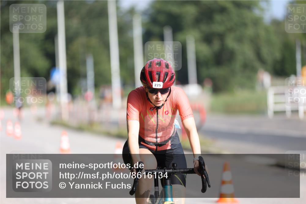 17.08.2025 - KN Förde Triathlon 2025 Yannick Fuchs http://msf.ph/oto/8616134 17.08.2025 09:34:17 Radfahren 130, 139, 213, 225, 246, 147, 162, 168 meine-sportfotos.de