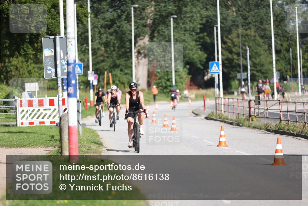 17.08.2025 - KN Förde Triathlon 2025 Yannick Fuchs http://msf.ph/oto/8616138 17.08.2025 09:34:19 Radfahren 130, 213, 225, 246, 139, 162, 168 meine-sportfotos.de