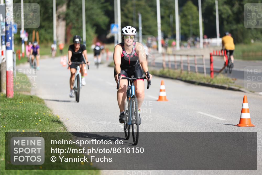 17.08.2025 - KN Förde Triathlon 2025 Yannick Fuchs http://msf.ph/oto/8616150 17.08.2025 09:34:24 Radfahren 130, 138, 213, 243, 246, 253, 139, 225 meine-sportfotos.de