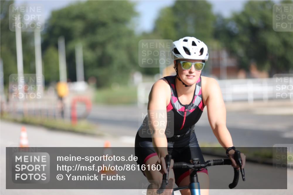 17.08.2025 - KN Förde Triathlon 2025 Yannick Fuchs http://msf.ph/oto/8616160 17.08.2025 09:34:25 Radfahren 130, 138, 213, 243, 246, 253, 225 meine-sportfotos.de
