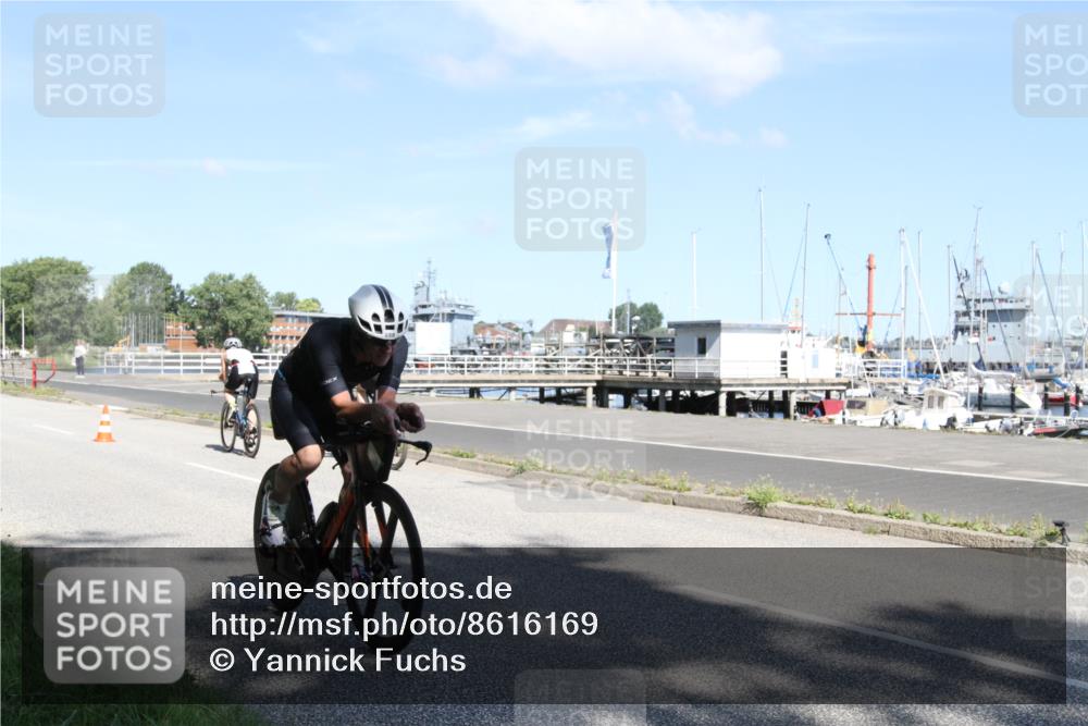 17.08.2025 - KN Förde Triathlon 2025 Yannick Fuchs http://msf.ph/oto/8616169 17.08.2025 11:33:27 Radfahren 280, 284, 296, 327, 329, 350, 601, 642 meine-sportfotos.de