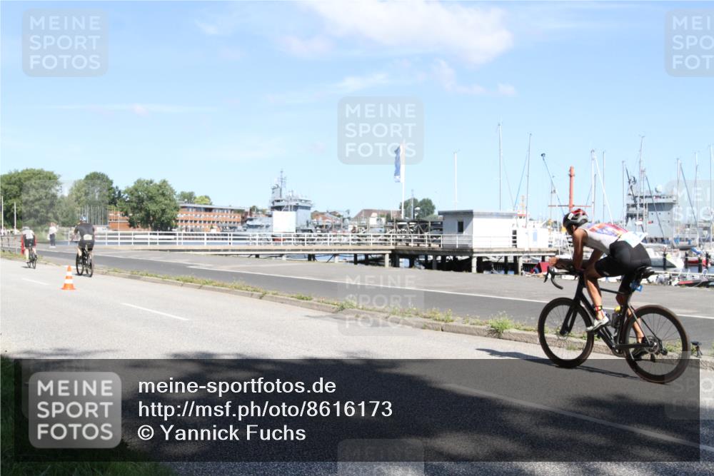 17.08.2025 - KN Förde Triathlon 2025 Yannick Fuchs http://msf.ph/oto/8616173 17.08.2025 11:33:29 Radfahren 280, 284, 296, 327, 329, 339, 341, 350, 601, 642 meine-sportfotos.de