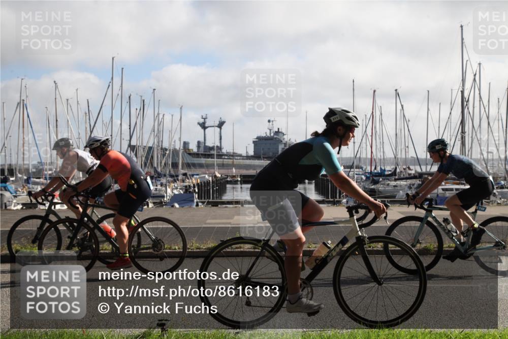 17.08.2025 - KN Förde Triathlon 2025 Yannick Fuchs http://msf.ph/oto/8616183 17.08.2025 09:31:29 Radfahren 104, 120, 127, 136, 148, 170, 190, 196, 211, 215, 230, 235 meine-sportfotos.de