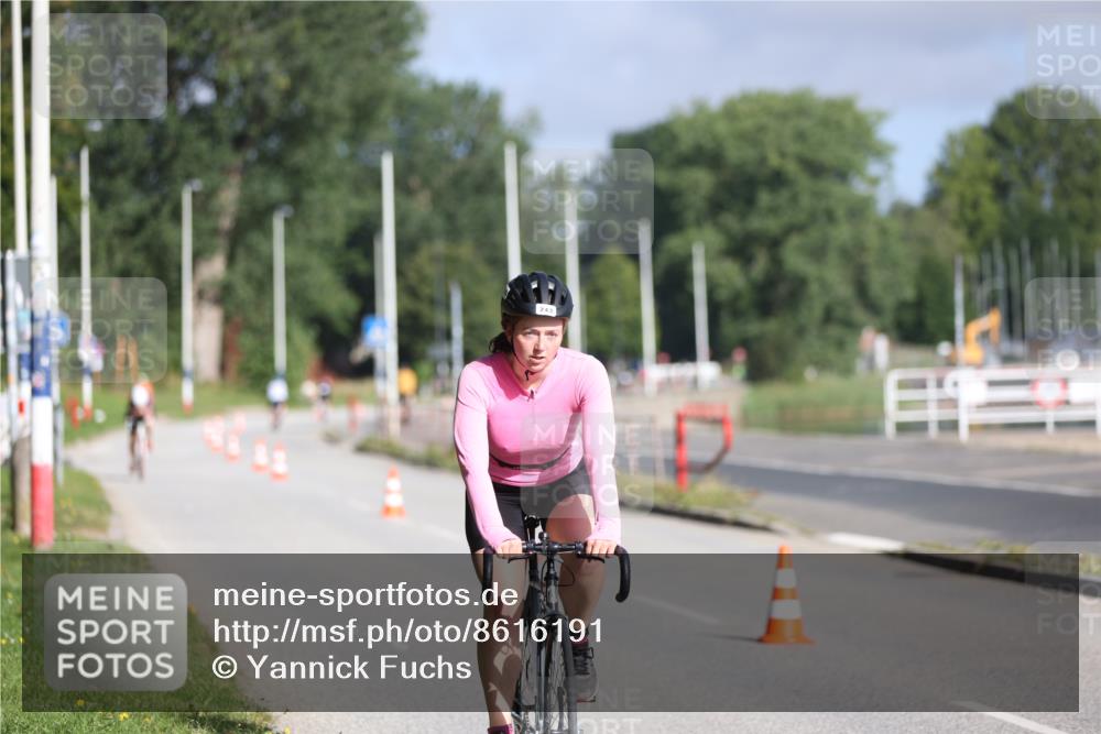 17.08.2025 - KN Förde Triathlon 2025 Yannick Fuchs http://msf.ph/oto/8616191 17.08.2025 09:34:32 Radfahren 105, 138, 152, 243, 252, 253, 130, 138, 213, 246 meine-sportfotos.de
