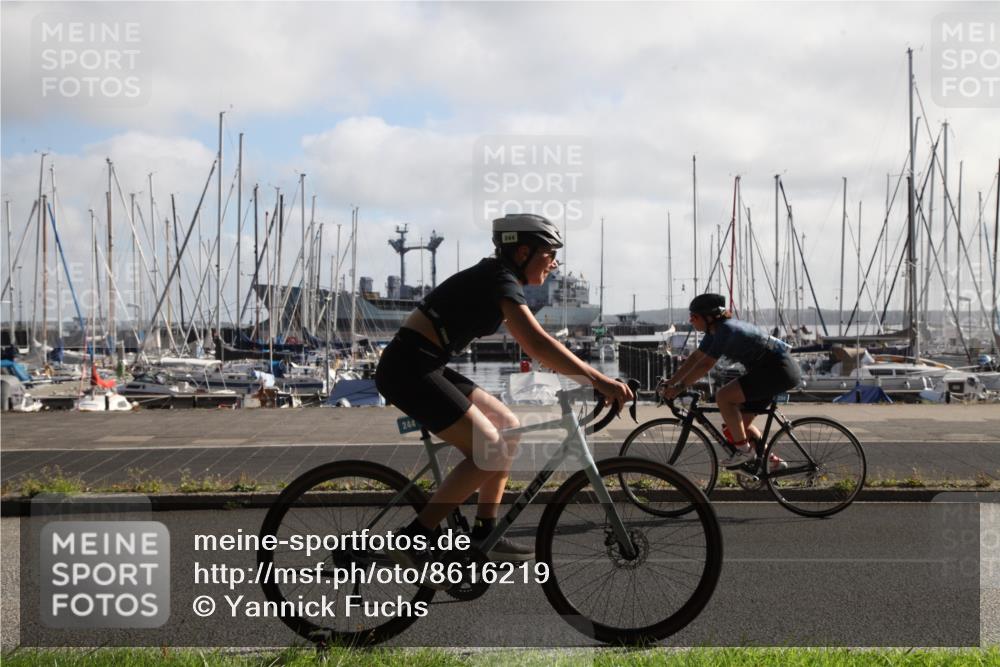 17.08.2025 - KN Förde Triathlon 2025 Yannick Fuchs http://msf.ph/oto/8616219 17.08.2025 09:31:59 Radfahren 234, 244 meine-sportfotos.de