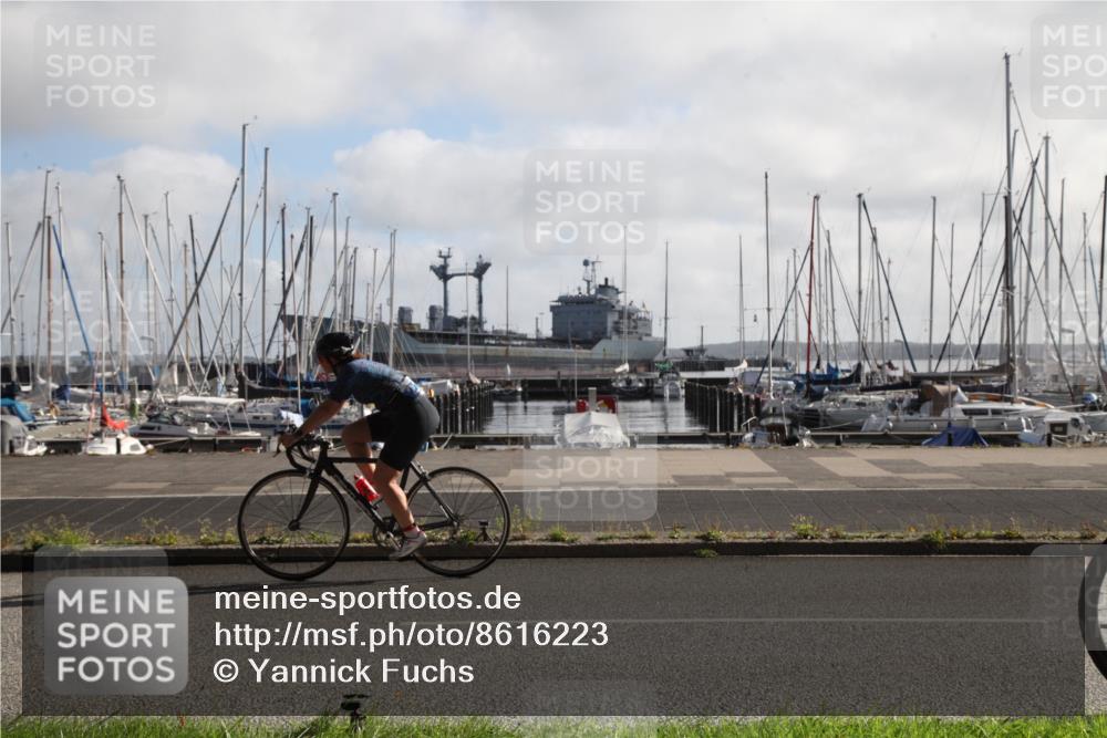 17.08.2025 - KN Förde Triathlon 2025 Yannick Fuchs http://msf.ph/oto/8616223 17.08.2025 09:31:59 Radfahren 234, 244 meine-sportfotos.de