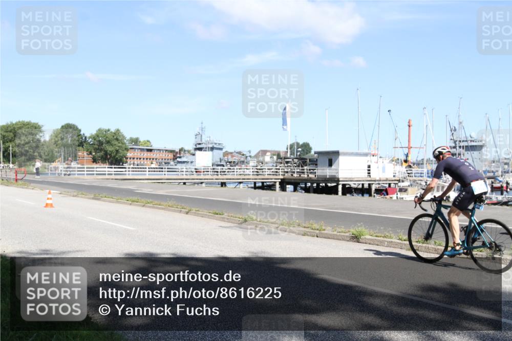 17.08.2025 - KN Förde Triathlon 2025 Yannick Fuchs http://msf.ph/oto/8616225 17.08.2025 11:33:48 Radfahren 281, 293, 306, 343, 356, 370, 389, 613, 638 meine-sportfotos.de
