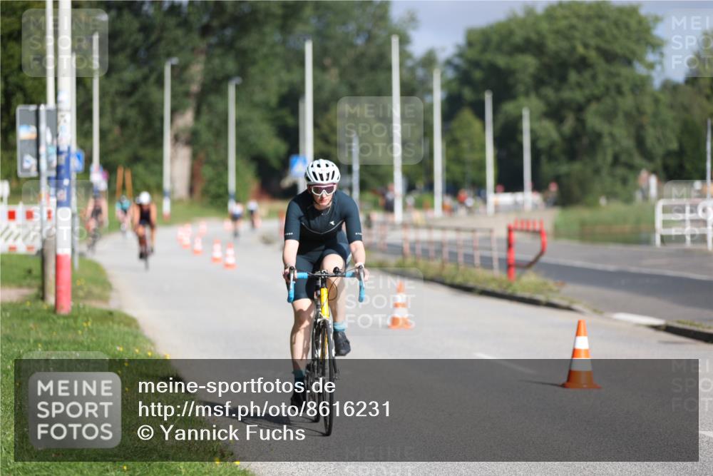 17.08.2025 - KN Förde Triathlon 2025 Yannick Fuchs http://msf.ph/oto/8616231 17.08.2025 09:34:53 Radfahren 122, 128, 145, 146, 151, 166 meine-sportfotos.de