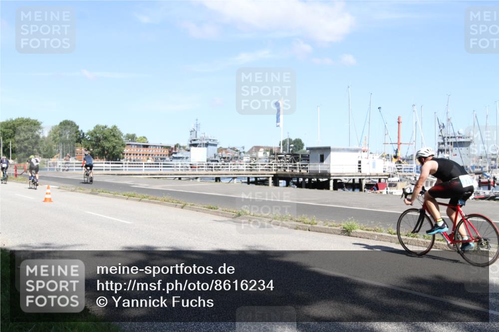 17.08.2025 - KN Förde Triathlon 2025 Yannick Fuchs http://msf.ph/oto/8616234 17.08.2025 11:33:52 Radfahren 281, 288, 306, 356, 370, 389 meine-sportfotos.de